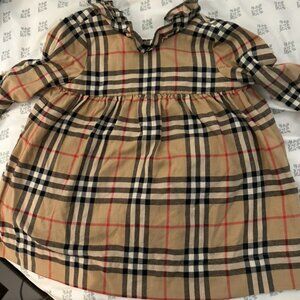 Burberry 12 M babies dress